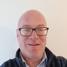 Dr Neil Pyper